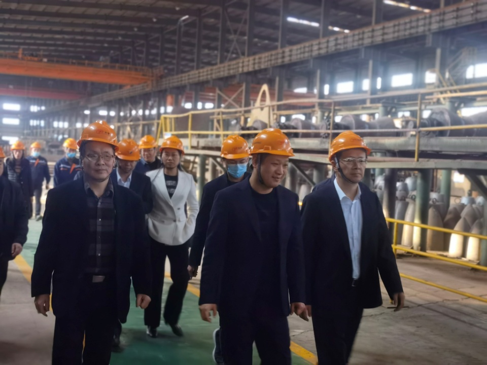 淮陰區(qū)區(qū)委書記王建軍一行蒞臨我司調研考察